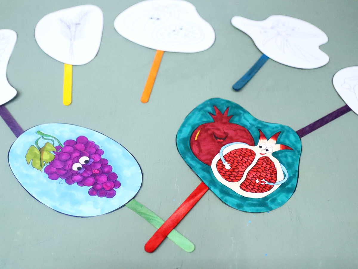 7 Species of Israel Craft - Shivat Haminim Color in Puppets PDF - Kids' Craft and Coloring Page for Tu B'shvat - Image 11