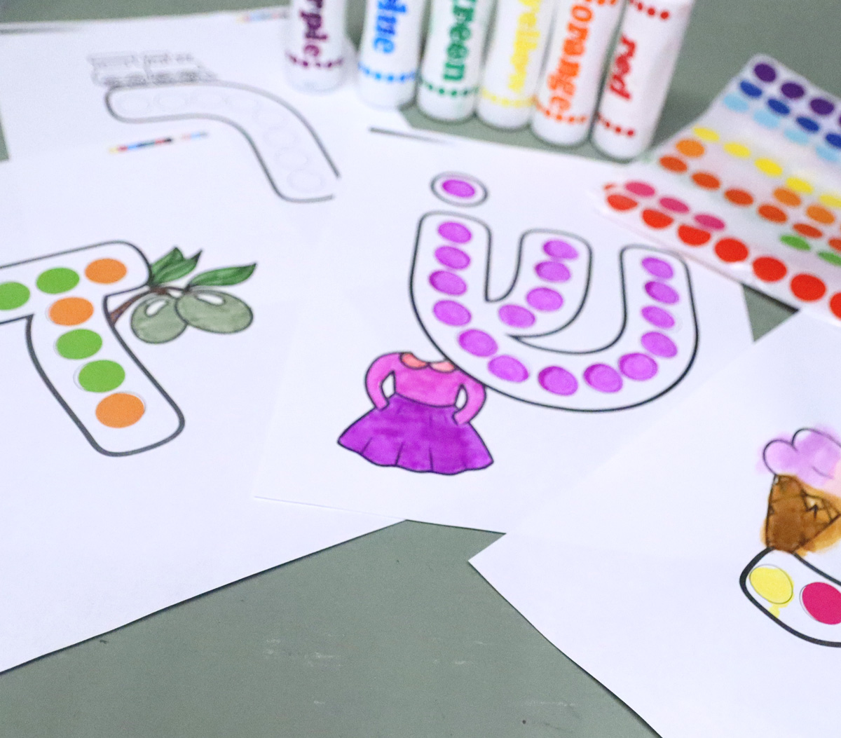 Aleph Bet Do a Dot Sheets - Hebrew School Coloring Pages and Activities - Image 15