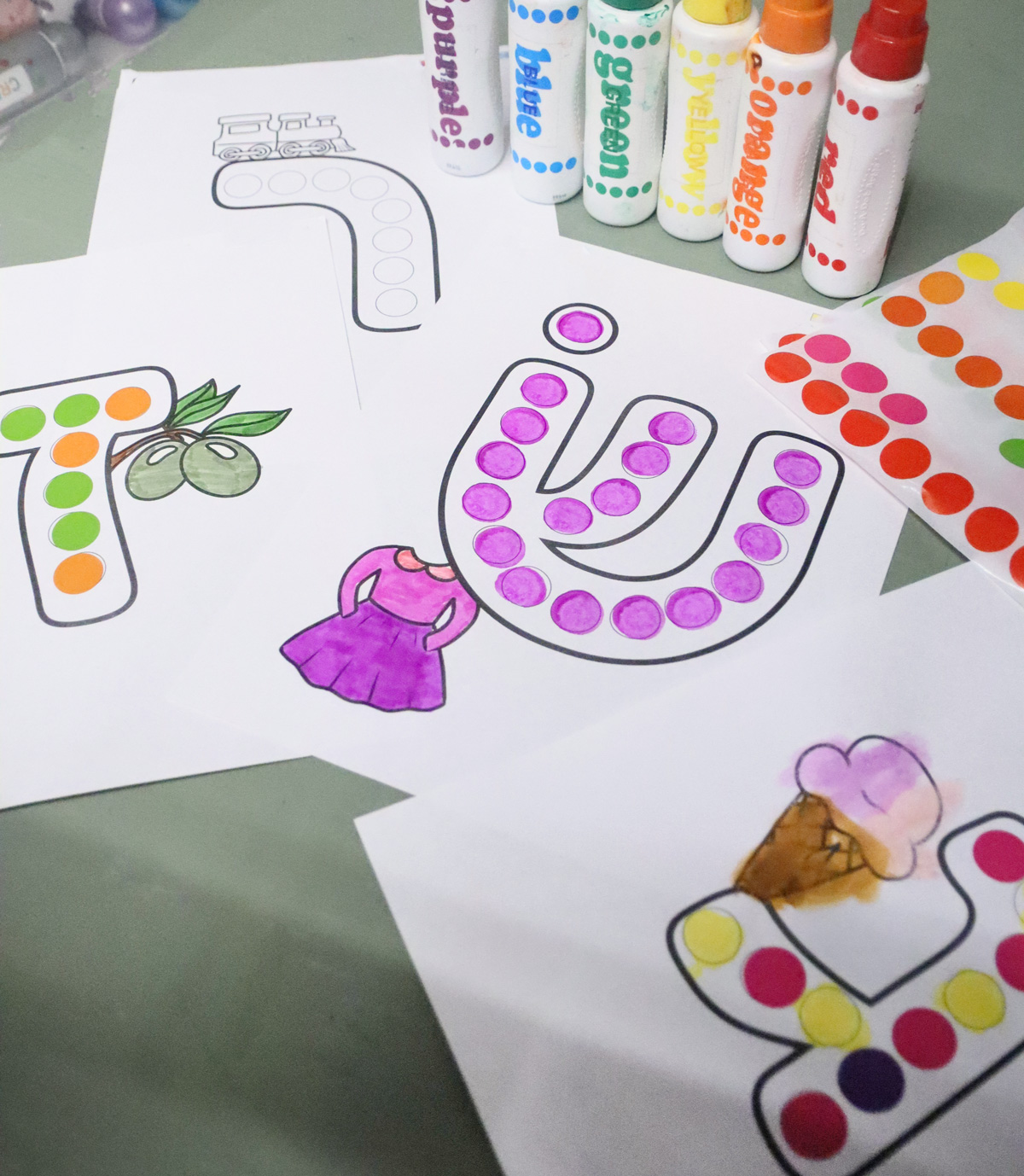 Aleph Bet Do a Dot Sheets - Hebrew School Coloring Pages and Activities - Image 4